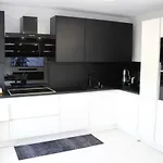 With Xxl Tv, Full Kitchen & Fireplace Apartament Wuppertal