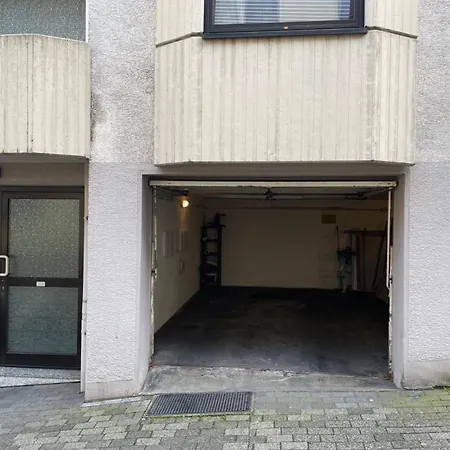 With Xxl Tv, Full Kitchen & Fireplace * Wuppertal