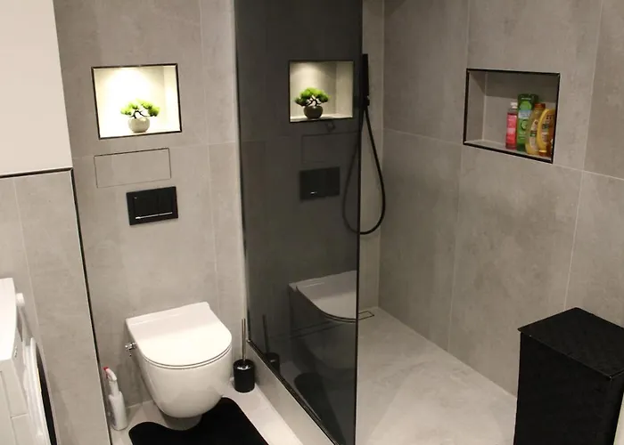 With Xxl Tv, Full Kitchen & Fireplace Appartement Wuppertal