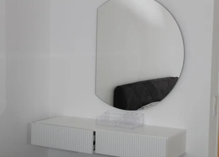 With Xxl Tv, Full Kitchen & Fireplace Wuppertal