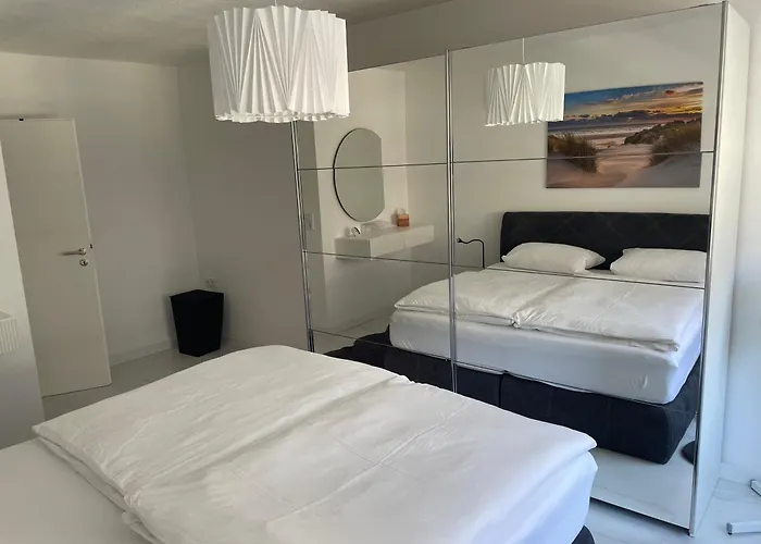 Appartement With Xxl Tv, Full Kitchen & Fireplace *